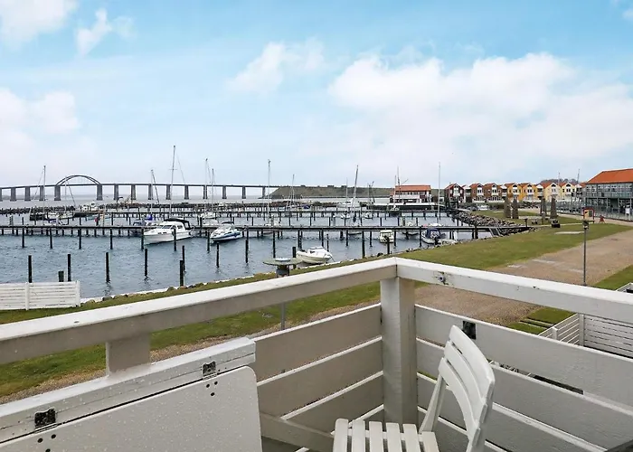 4 Person In Rudkobing-by Traum *