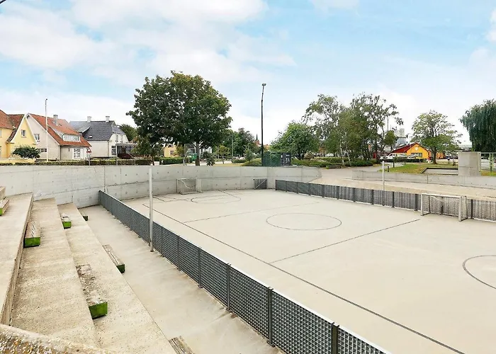 4 Person In Rudkobing-by Traum